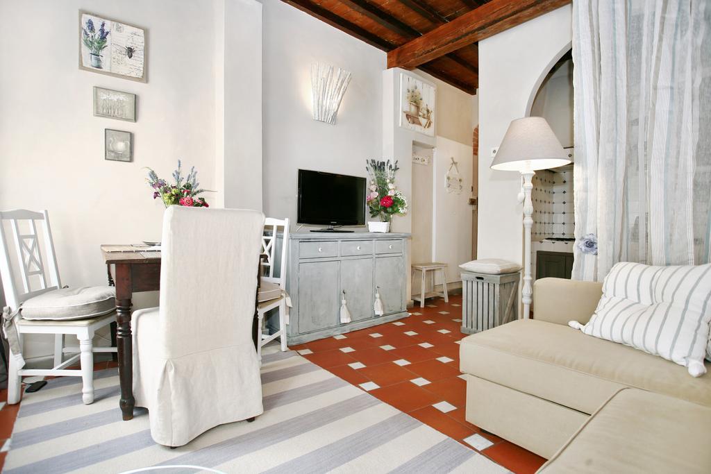 Gina Guest House Florence Room photo