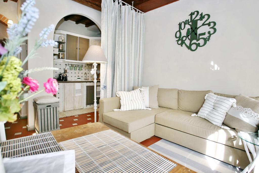 Gina Guest House Florence Room photo